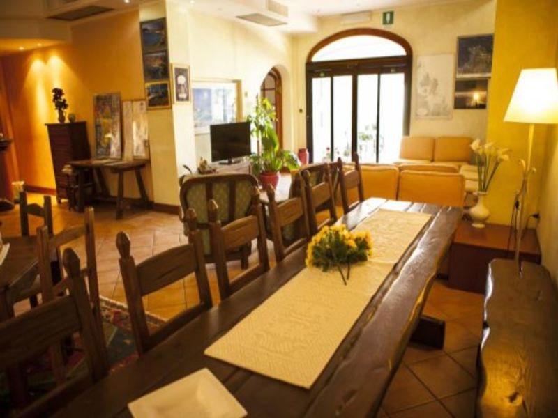 Hotel Piccada Палау Экстерьер фото