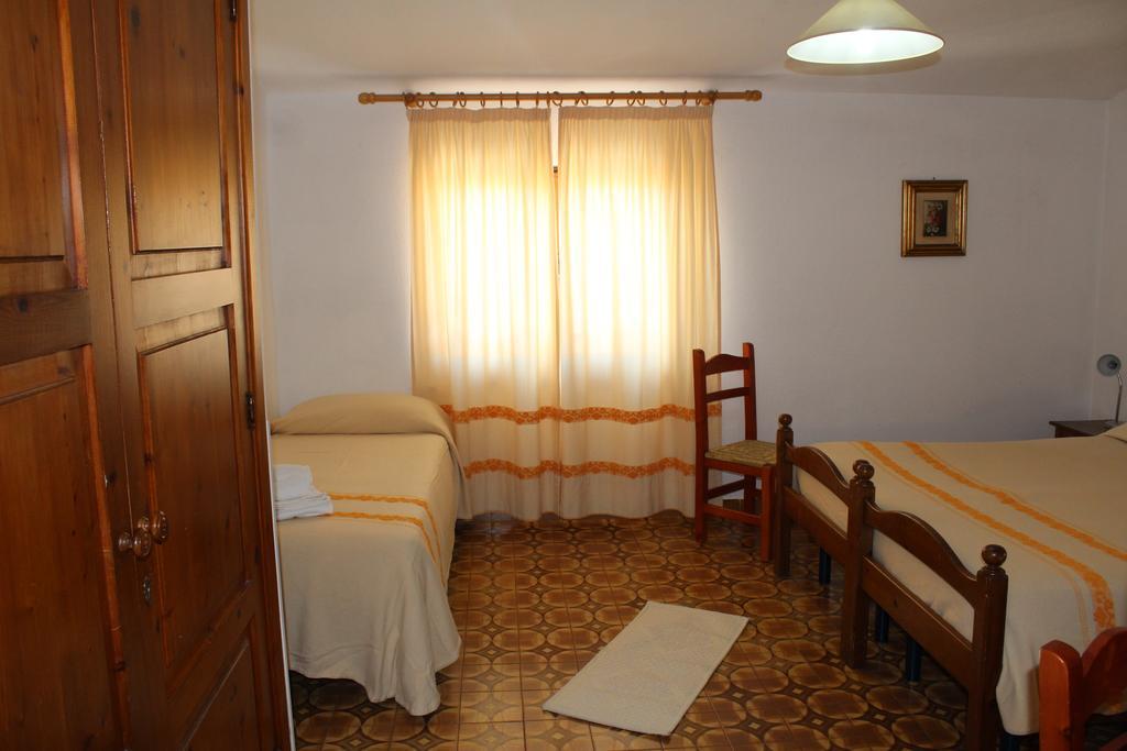 Hotel Piccada Палау Экстерьер фото